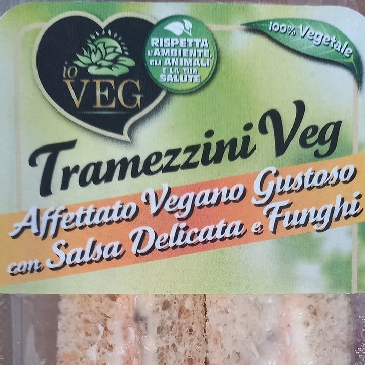 review photo of ioVEG Tramezzini Veg Affettato Vegano Gustoso Con Salsa Delicata E Funghi shared by @martinamaria7 on 03 Jul 2022 - review