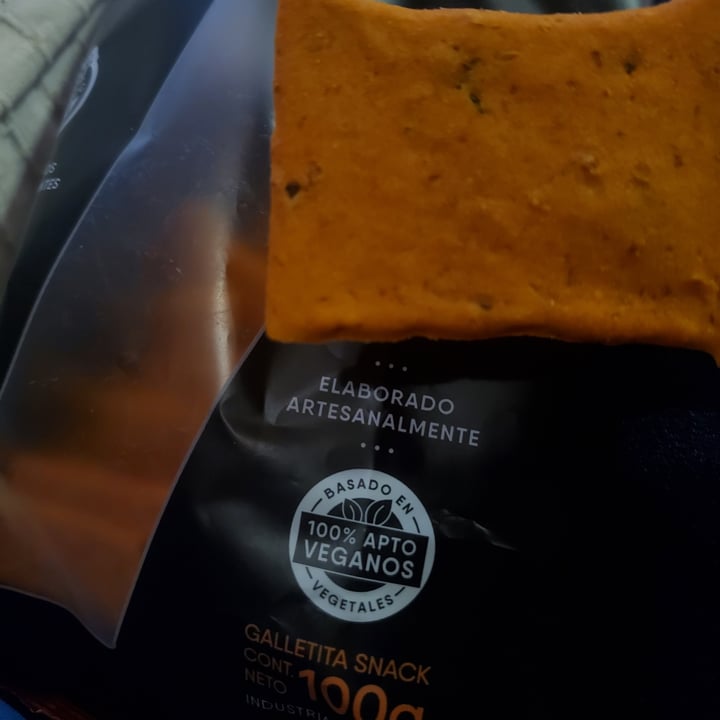 photo of Shiva Crackers Pimentón Ahumado shared by @sofimoonglith on  20 Aug 2021 - review