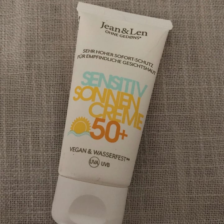 photo of Jean&Len Sonnencreme 50+ shared by @cocowandel on  03 Jul 2021 - review