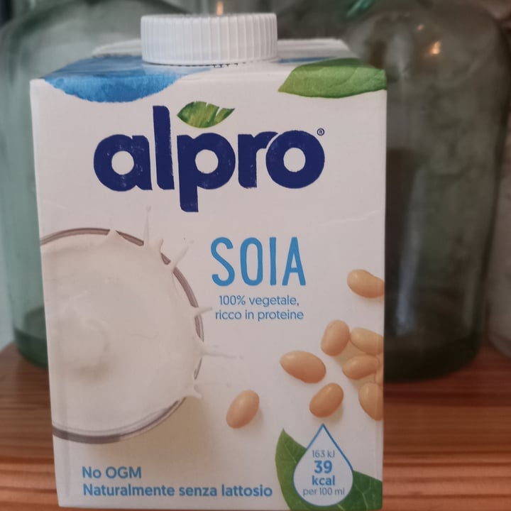 photo of Alpro Latte di soia shared by @simoveggy on  24 Mar 2022 - review