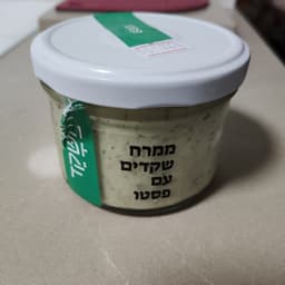 ארץ השקד
