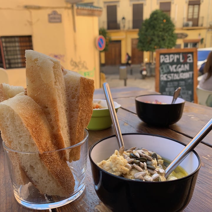 photo of Restaurante Páprika Tapita De hummus shared by @monicats on  10 Dec 2019 - review