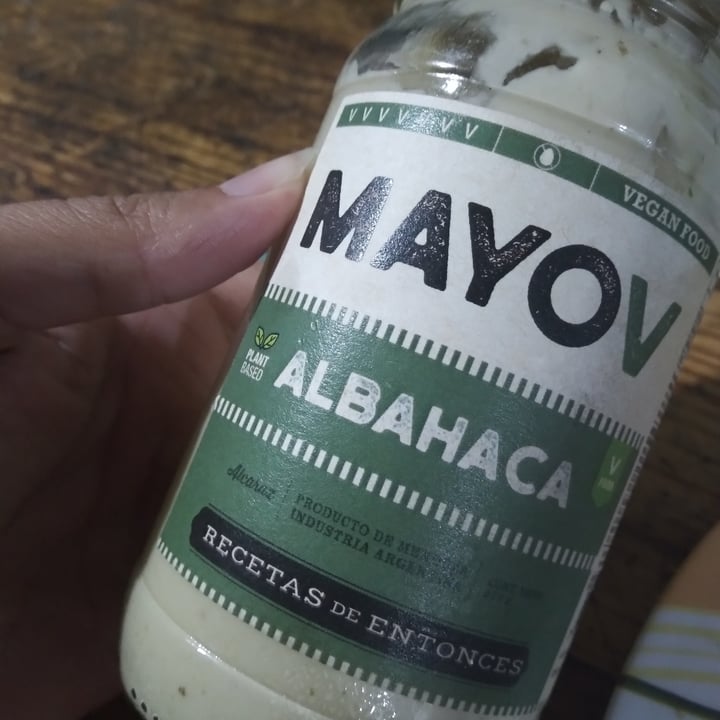 photo of Mayo V Mayonesa Albahaca shared by @jennilaurencio on  20 Feb 2022 - review