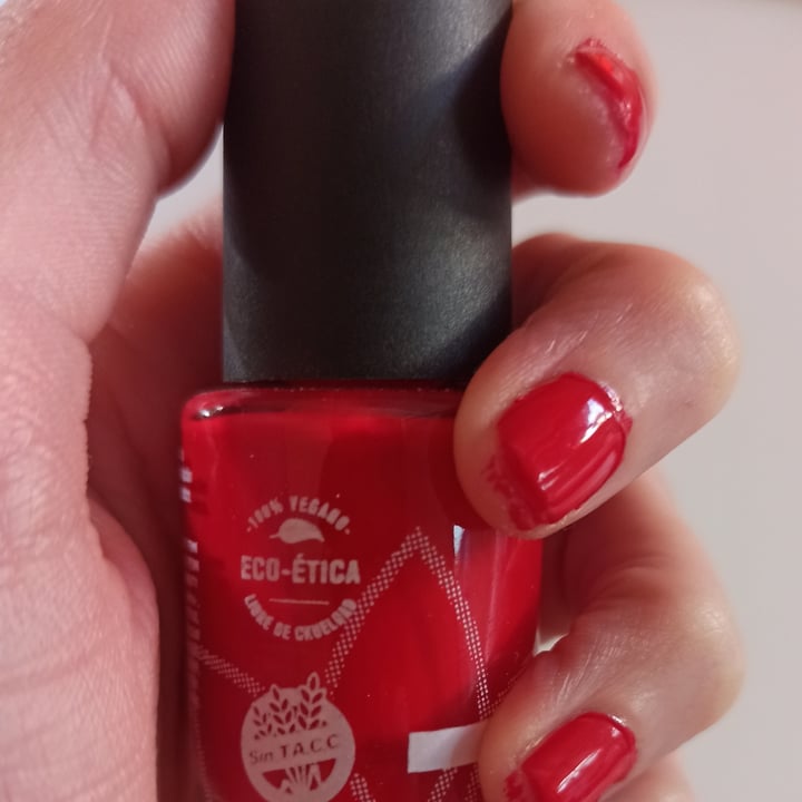 review photo of Semilla Esmalte rojo shared by @gisa on 24 Jul 2022 - review