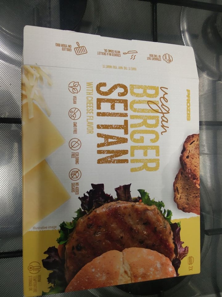 review photo of Prozis Vegan Burguer Seitan shared by @laskvegfood on 03 Dec 2019 - review