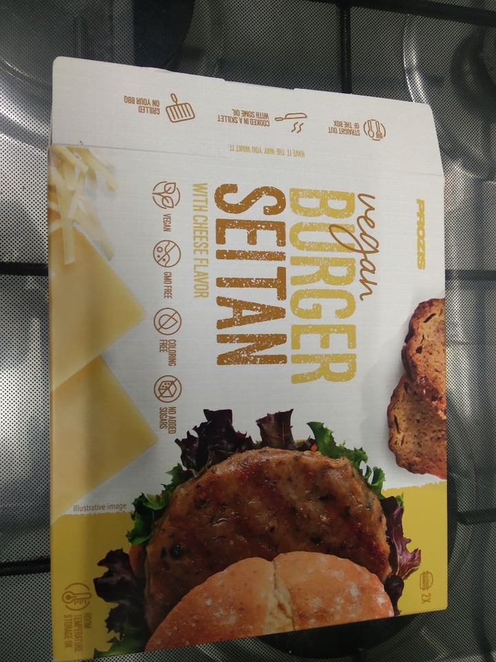 photo of Prozis Vegan Burguer Seitan shared by @laskvegfood on  03 Dec 2019 - review