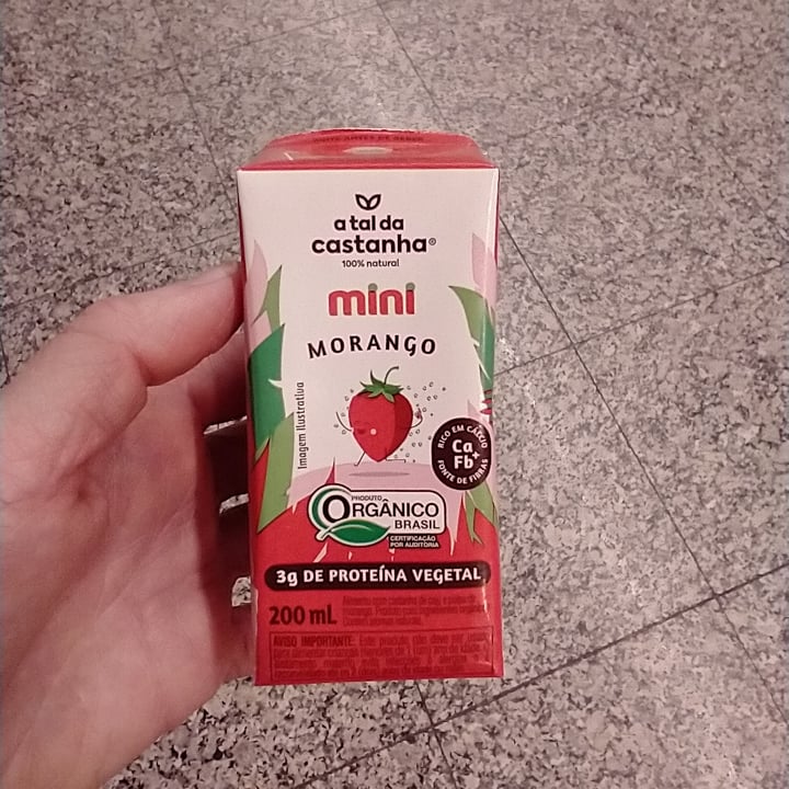 review photo of Bebida vegetal a tal da castanha Bebida Vegetal de morango shared by @aikoohata on 22 May 2022 - review