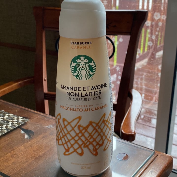 review photo of Starbucks Almond milk and oat milk Caramel macchiato creamer shared by @metalftw on 18 Sep 2022 - review