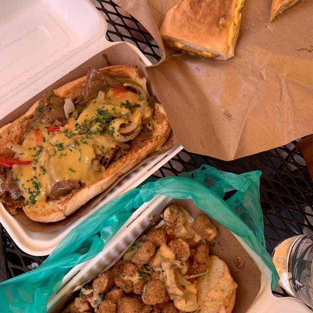 「Philly Cheesesteak」の料理の写真
