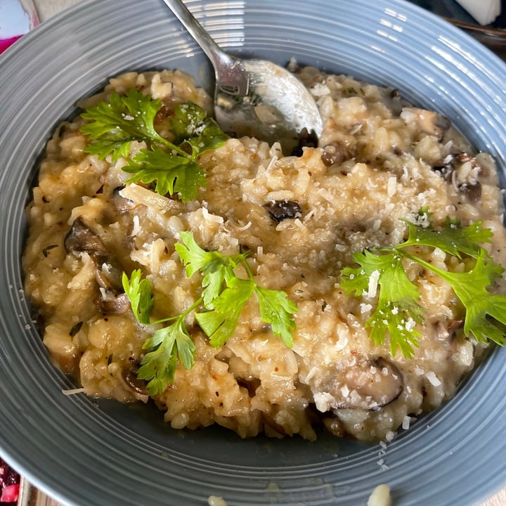 photo of Just Vegan Jumeriah Vegan Che Bello Risotto shared by @talvegan on  08 Sep 2021 - review