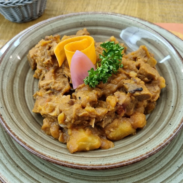 review photo of Ristorante Gintilla Cagliari Spezzatino di soia al sugo con patate shared by @aivlis on 08 Mar 2022 - review
