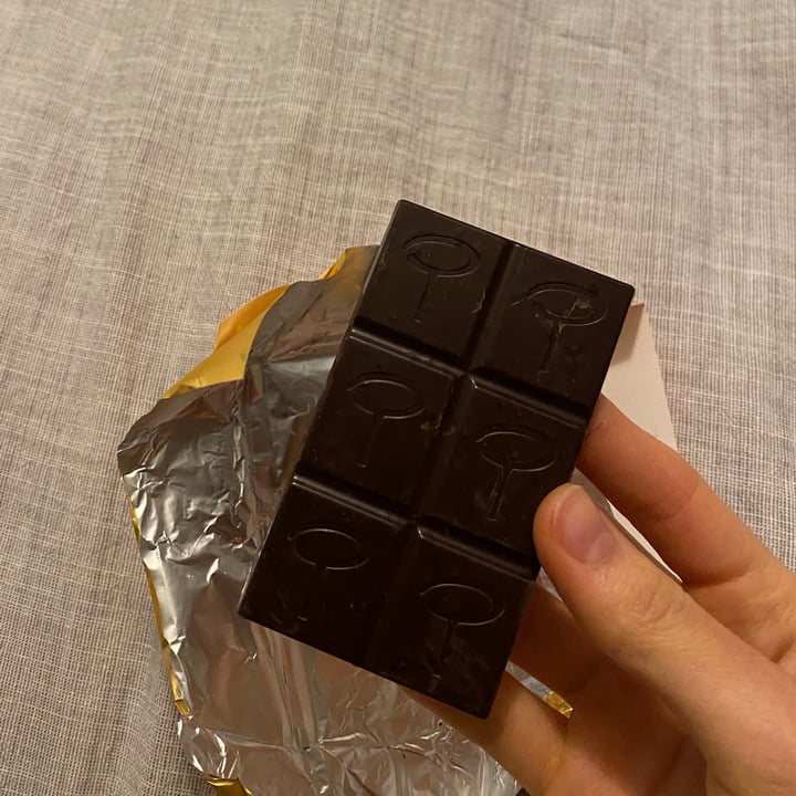 photo of Raw Halo Dark & Salted Caramel Organic Raw Chocolate shared by @bethany0990 on  08 Mar 2021 - review