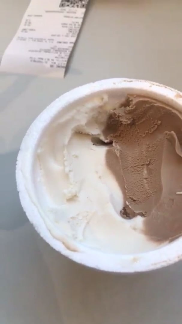 photo of GreenFactory Helado de vainilla y chocolate shared by @jenniferchavess on  09 Dec 2019 - review