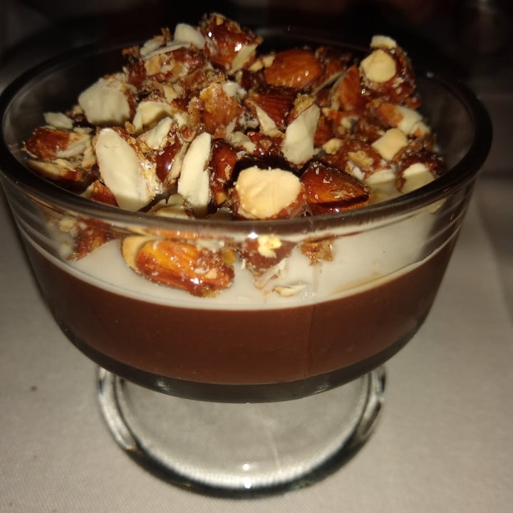 photo of Amador Postre cremoso de chocolate shared by @muel on  18 Oct 2022 - review