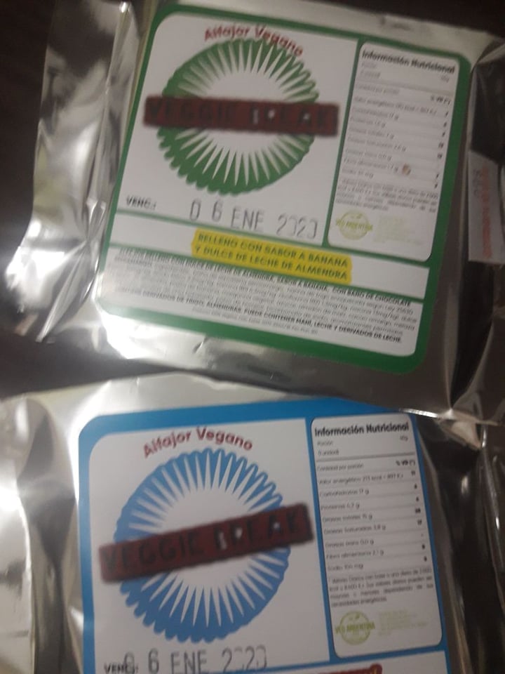 review photo of Veggie Break Alfajor Vegano Relleno de Pasta de Mani shared by @solesha15 on 16 Dec 2019 - review