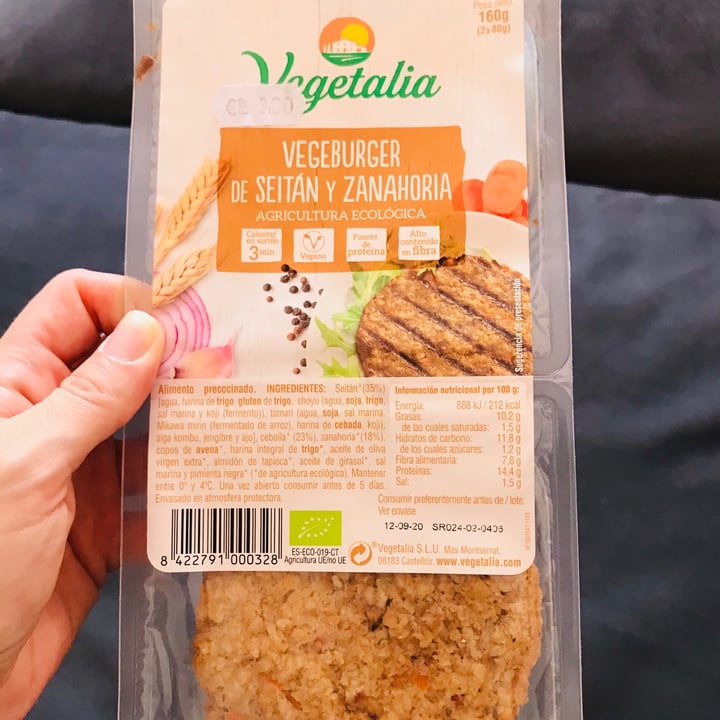 photo of Vegetalia Vegeburguer De Seitan Y Zanahoria shared by @deniz on  07 Aug 2020 - review