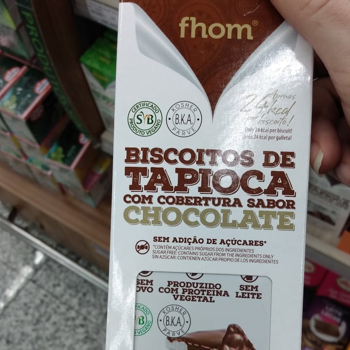 review photo of Fhom Biscoitos de tapioca com cobertura sabor chocolate shared by @luizamilioli on 02 Aug 2021 - review
