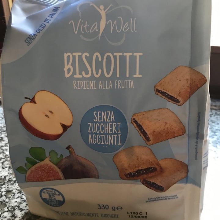 photo of Vita well Biscotti ripieni alla frutta shared by @laurastr on  14 Sep 2021 - review