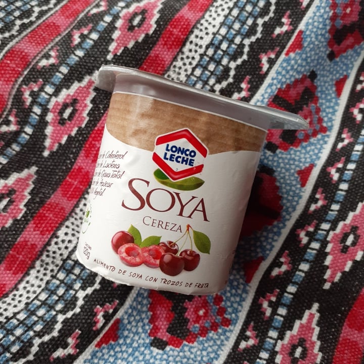 review photo of Lonco Leche Soya Cereza Yogurt shared by @soyitax on 08 Oct 2020 - review