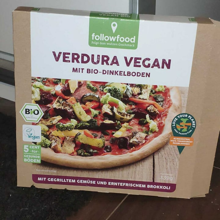 photo of Followfood Verdura Vegan Pizza shared by @lilispaxe on  05 Feb 2022 - review