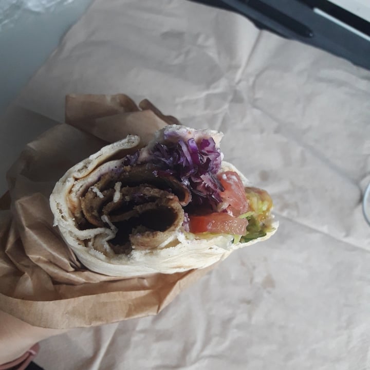 photo of Vegan Sandwich Co Chick*n Kebab shared by @elena312 on  04 Dec 2021 - review