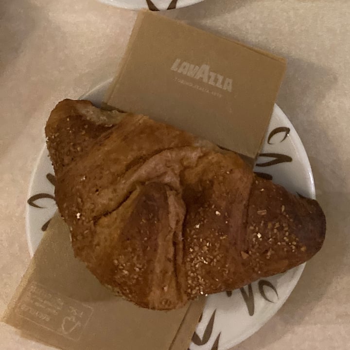 review photo of CITY BAR Cornetto Integrale Mela E Cannella shared by @occhicastani on 25 Sep 2022 - review