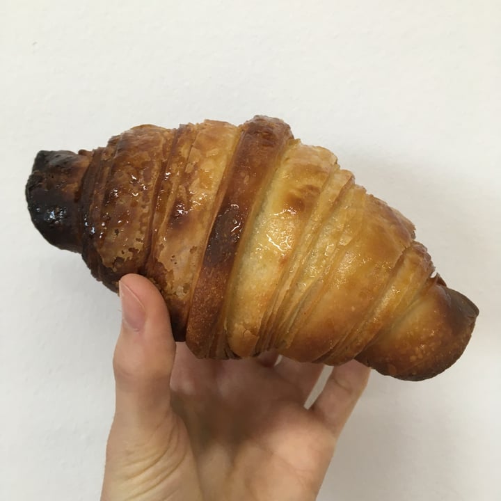 photo of Isla vegana croissant shared by @lix on  12 Aug 2022 - review