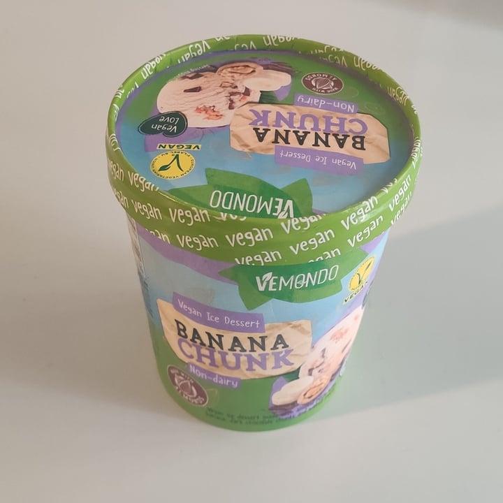photo of Vemondo  Banana Chunk Ice Cream shared by @serenasofia on  04 Aug 2022 - review