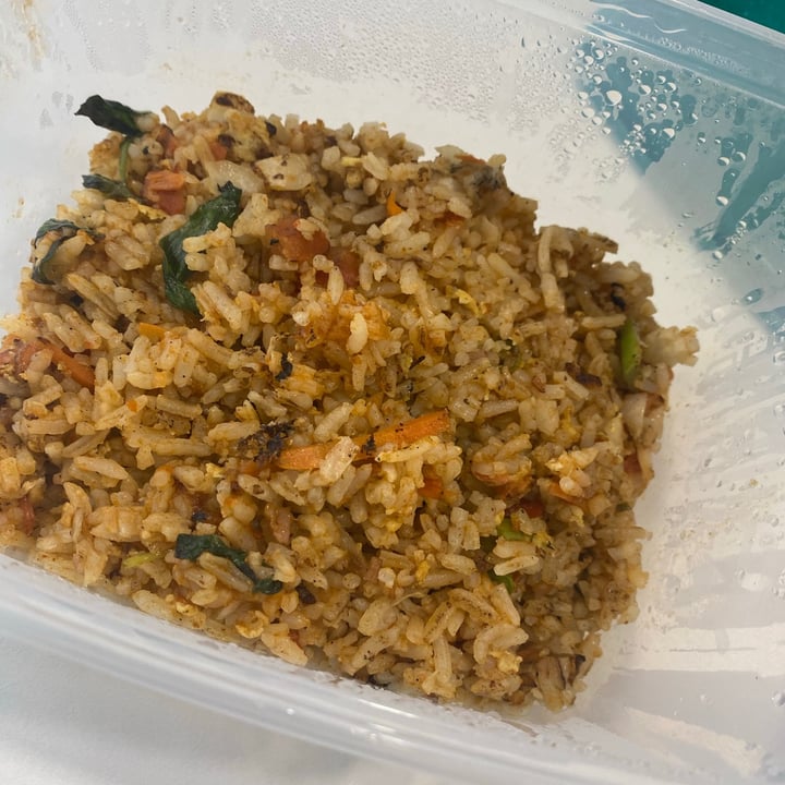 photo of Healthy Vegetarian Food Tom yum Fried Rice shared by @minimalisthero on  21 Sep 2020 - review