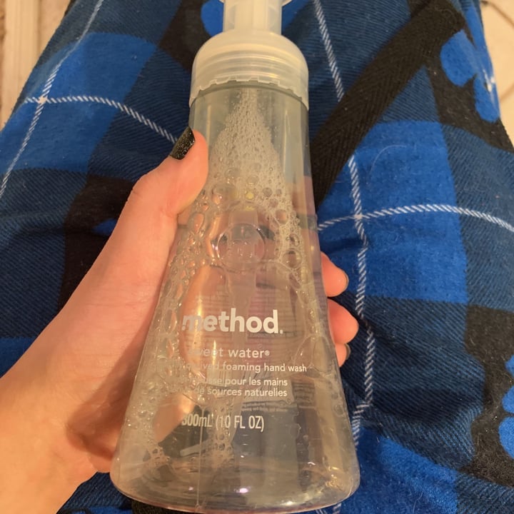 photo of method Green Tea & Aloe Hand Wash shared by @tracieewellterxoxo on  25 Apr 2020 - review