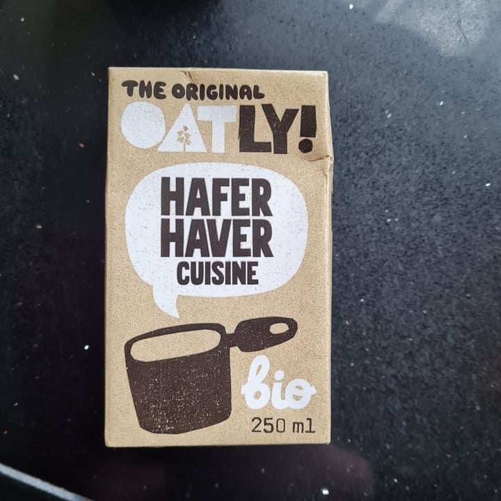 review photo of Oatly Hafer Cuisine bio shared by @dejanster on 14 Apr 2022 - review