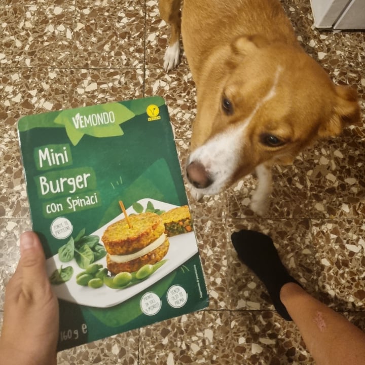 photo of Vemondo Mini burger con spinaci shared by @claudialanfranco20 on  07 Jul 2022 - review