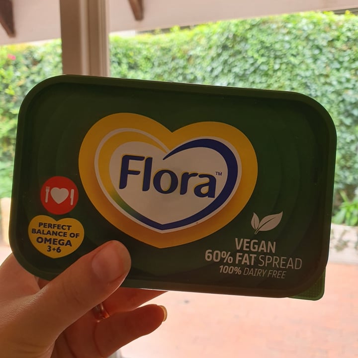photo of Flora 60% fat spread shared by @daniellep on  15 Jan 2021 - review