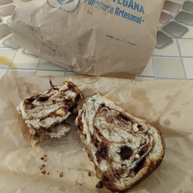 Photo of the dish “Panqué de chocolate y nueces”