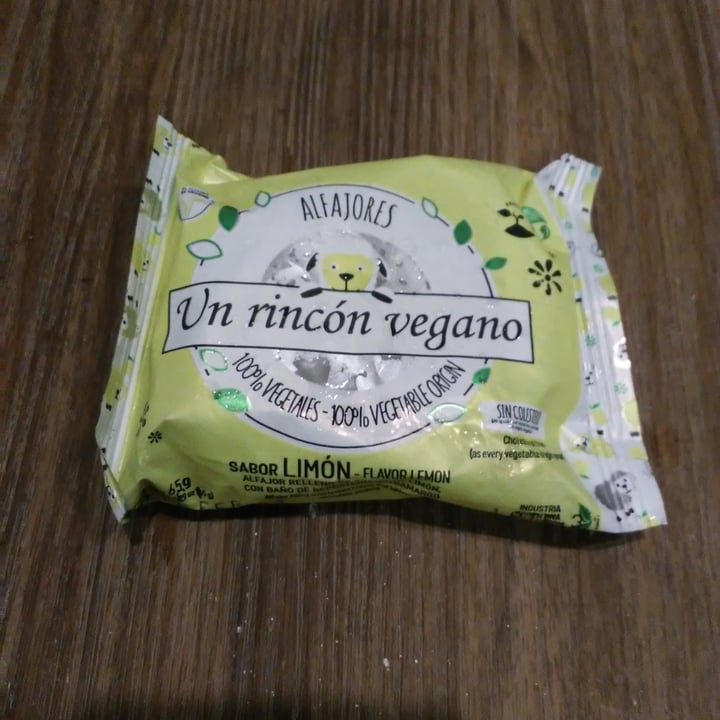 photo of Un Rincón Vegano Alfajor de Limón shared by @jaques13 on  16 Jan 2022 - review