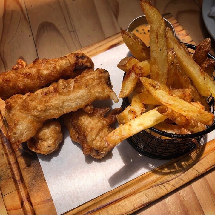 photo of Camel Rock Restaurant Tofu Vish and Chips shared by @capetownvegan on  30 Nov 2020 - review