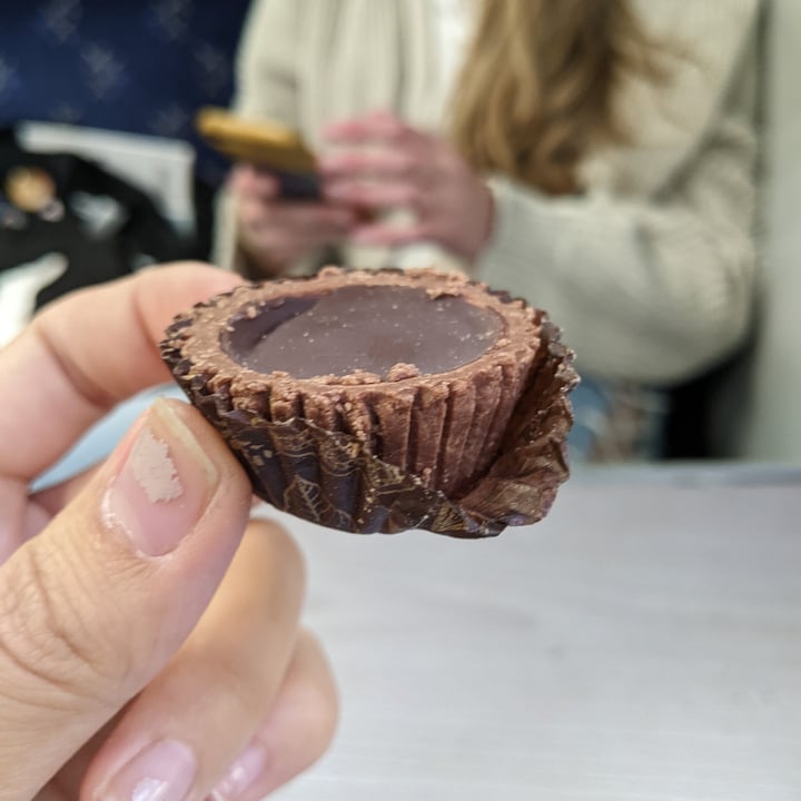 photo of Deliciously Ella Double Chocolate Caramel Cups shared by @katchan on  21 Sep 2022 - review