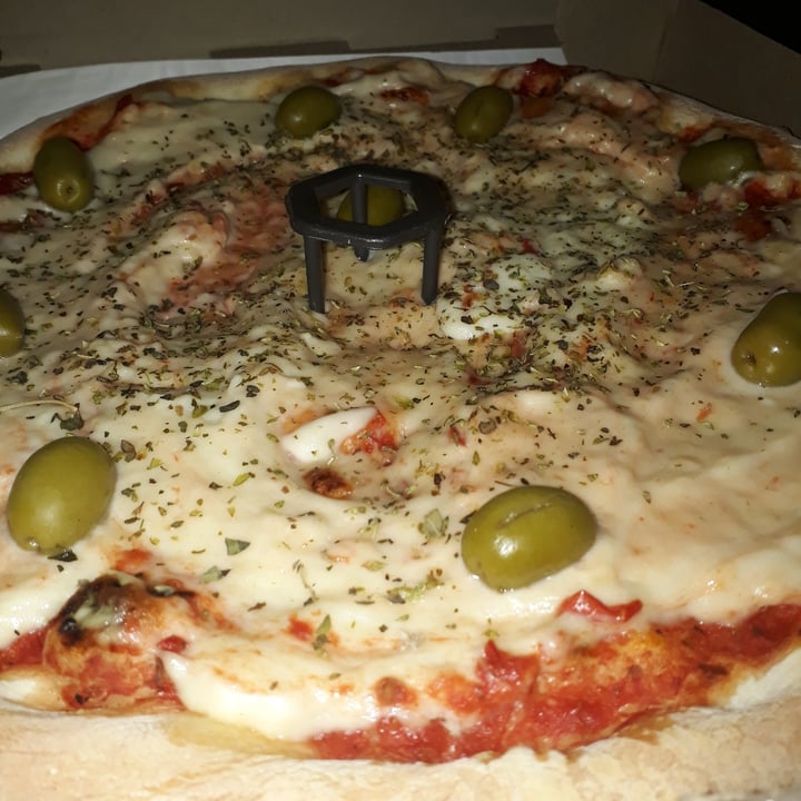 photo of Blondie Pizza Vegana De Quesofu Y Longaniza Vegetal shared by @xcuasidelictualx on  07 Sep 2020 - review