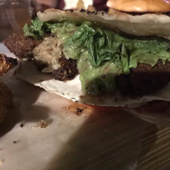 review photo of Jagüel Cerveza Artesanal Shawarma vegano shared by @vickysirianni on 31 Jan 2022 - review