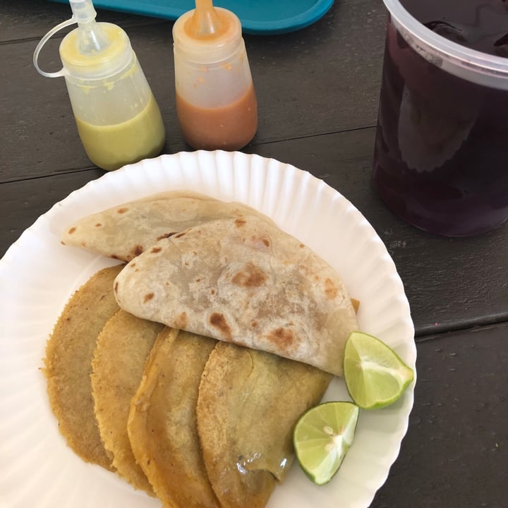 photo of Tacos a Vapor Vegetarianos Tacos Al Vapor shared by @onearthling on  14 Jul 2020 - review