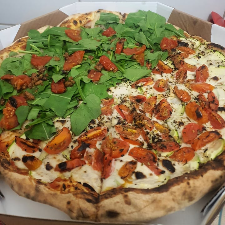 photo of Alto Gusto Pizzaria Americana La Foresta e Di Milano shared by @franfaria on  02 Jun 2022 - review