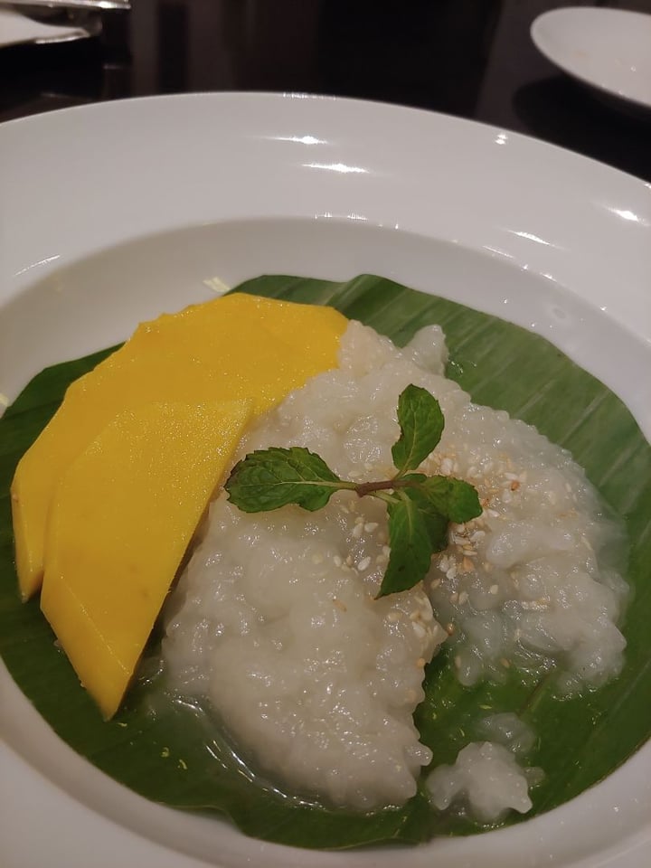 photo of Le Méridien Angkor Mango Sticky Rice shared by @vegananu on  20 Dec 2019 - review