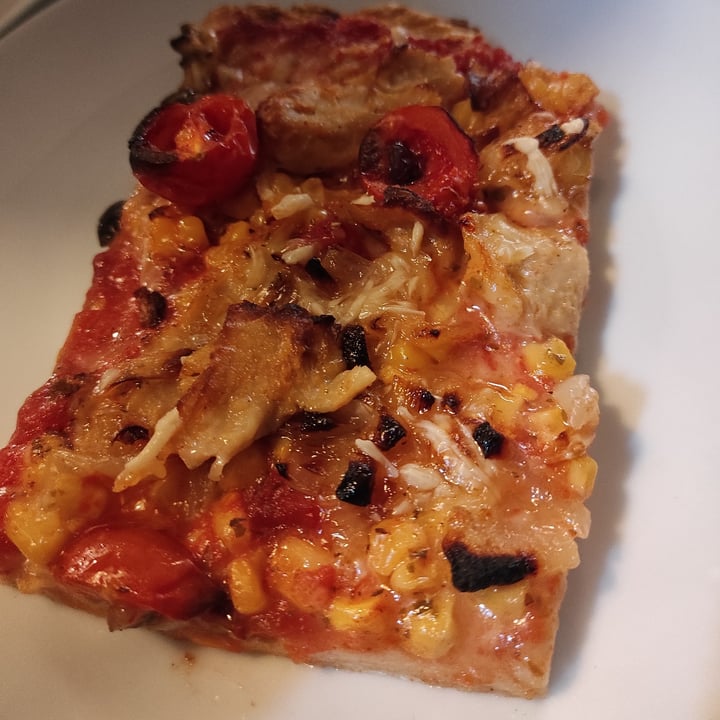 review photo of Café Madrigal Pizza shared by @holasoyamp on 08 Apr 2022 - review