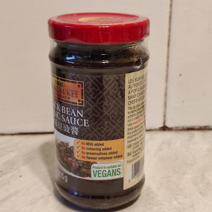photo of Lee Kum Kee Black bean garlic sauce shared by @tuscanvegan on  04 Jan 2022 - review