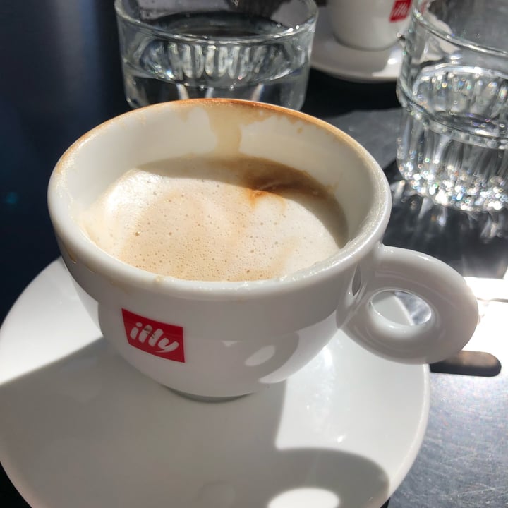 photo of Des Artistes Cappuccino Di Soia shared by @karlelios on  04 Oct 2021 - review