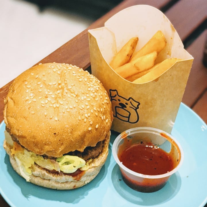 photo of Three Buns Quayside Vegan Seagal shared by @paloma on  29 Jul 2020 - review