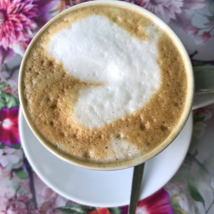 photo of Koekela Huiskafee cafe latte shared by @harmlessimpact on  07 Nov 2022 - review