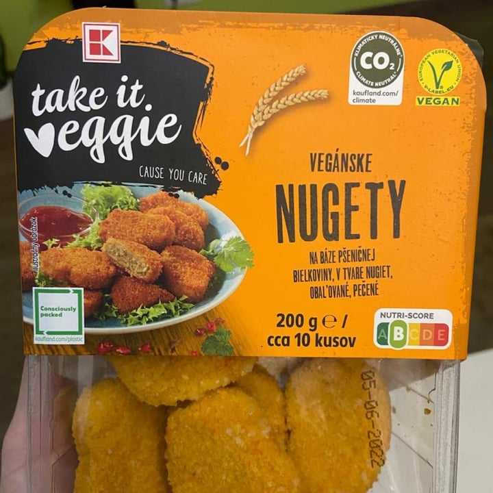 photo of Kaufland Take it Veggie Vegan Nuggets shared by @saminp on  02 Jun 2022 - review
