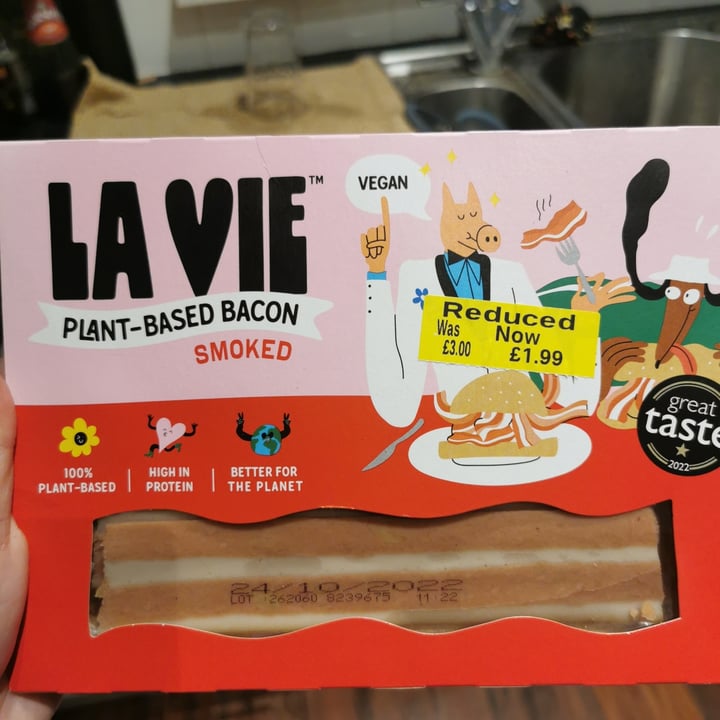 photo of La Vie Foods plant based bacon shared by @cthomps05 on  19 Nov 2022 - review