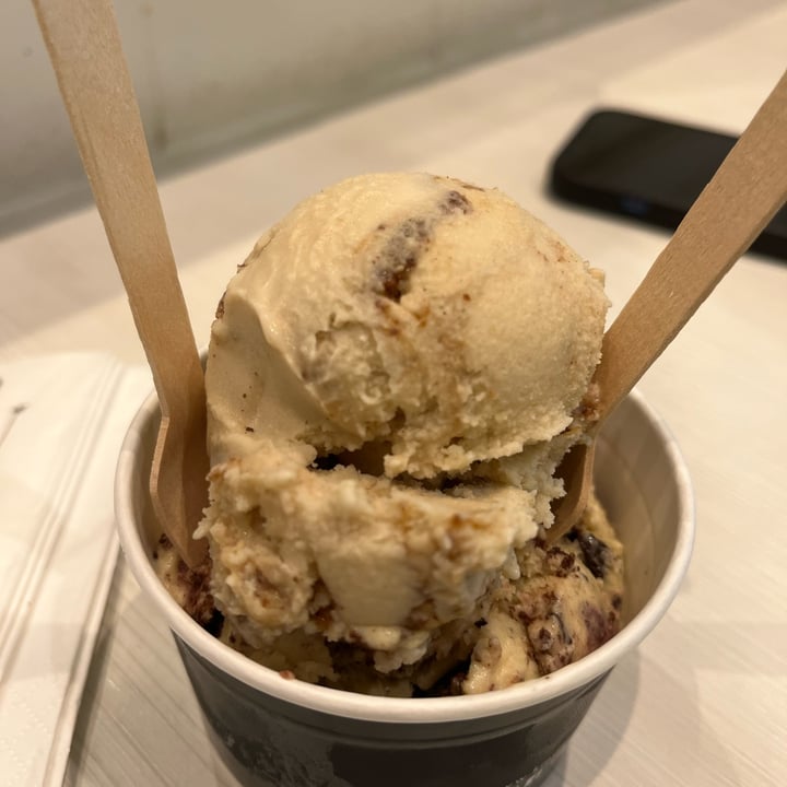 photo of Kind Kones Pecan Praline shared by @ahsne on  28 Dec 2021 - review